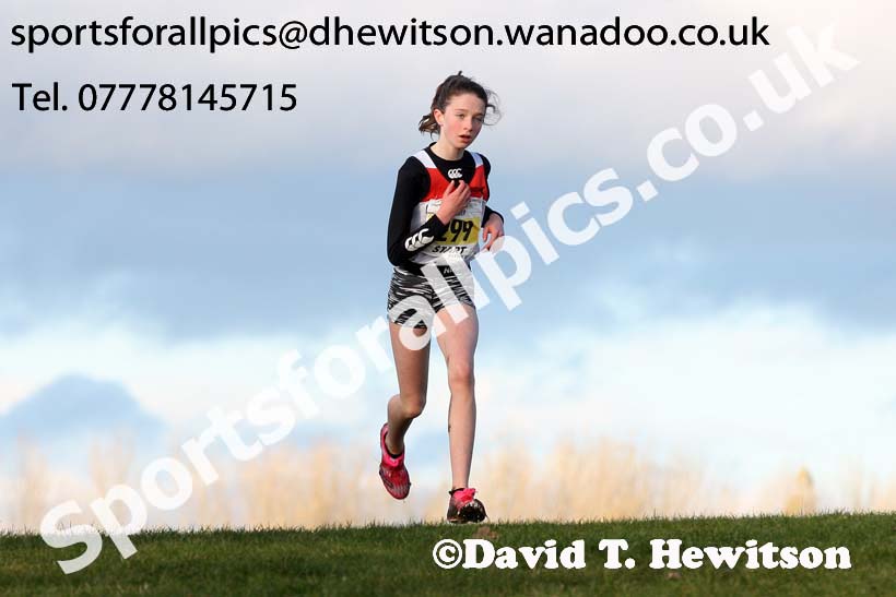 Girls under-13s Start fitness NEHL, South Shields. Photo: David T. Hewitson/Sports for All Pics